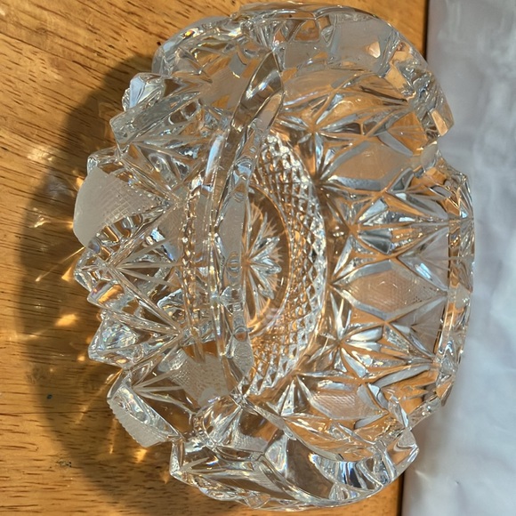 Beautiful n heavy weight American crystal with frosted diamonds. Perfect - Picture 2 of 10